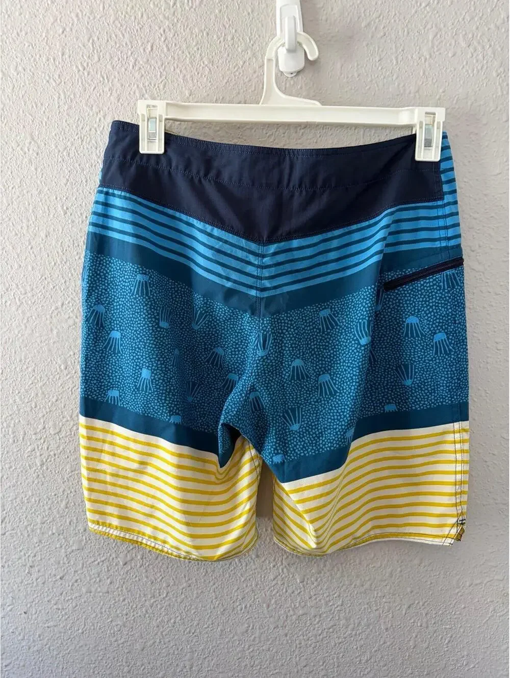 Men's Patagonia Swim Shorts size 32. No liner
